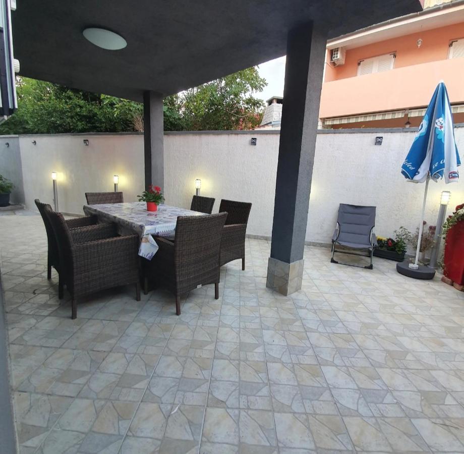 Apartman Karla Jadrija Exterior photo